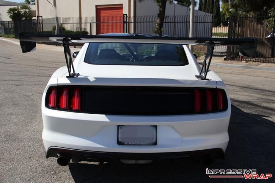  Ford Mustang GT by Impressive Wrap 2016 года  (фото 7 из 12)